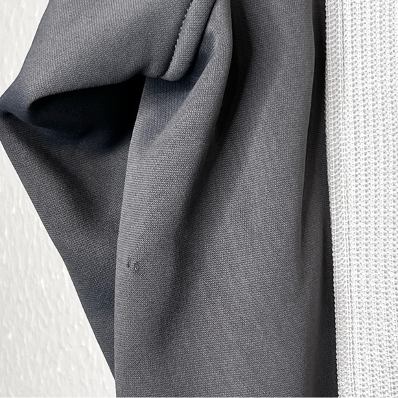 Spyder Mens Size S Core Sweater 1/4 Zip Performance Fleece Lined Pullover Gray - Picture 7 of 12